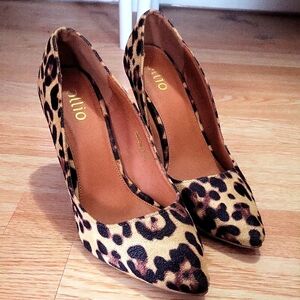 Ollio cheetah print pumps